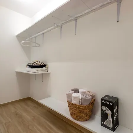 Itadhome - House - Modern In Center Appartement *