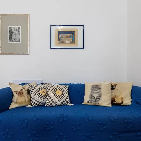 Itadhome - House - Modern In Center *